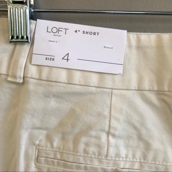 NEW LOFT 4” Short Black White Floral Shorts 4 - Picture 5 of 7